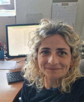Foto della professoressa Elisabetta Farina