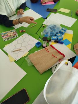 Foto presentazione progetto Cornacchia - La Formazione al Game-based Learning di una Comunità di Insegnanti